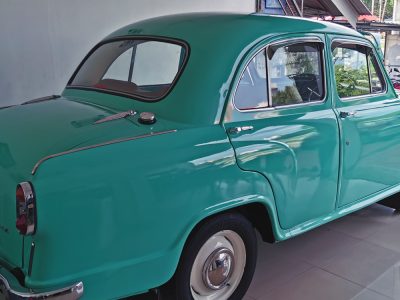 vintage cars for rent in kochi